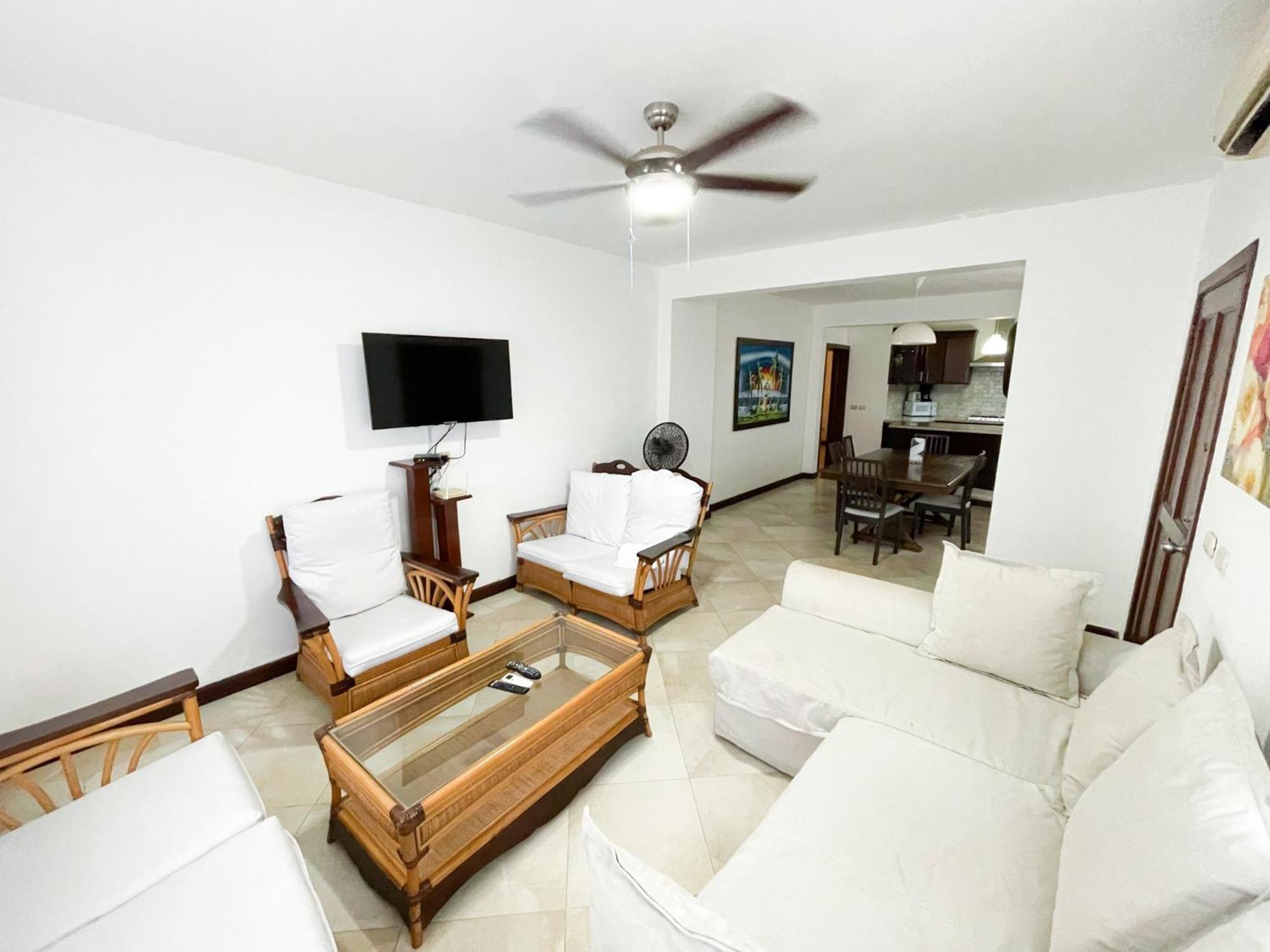 Caribbean Paradise Ocean Breeze Hotel With View Los Corales Bbq Wifi Beach Club & Spa Punta Cana Exterior photo